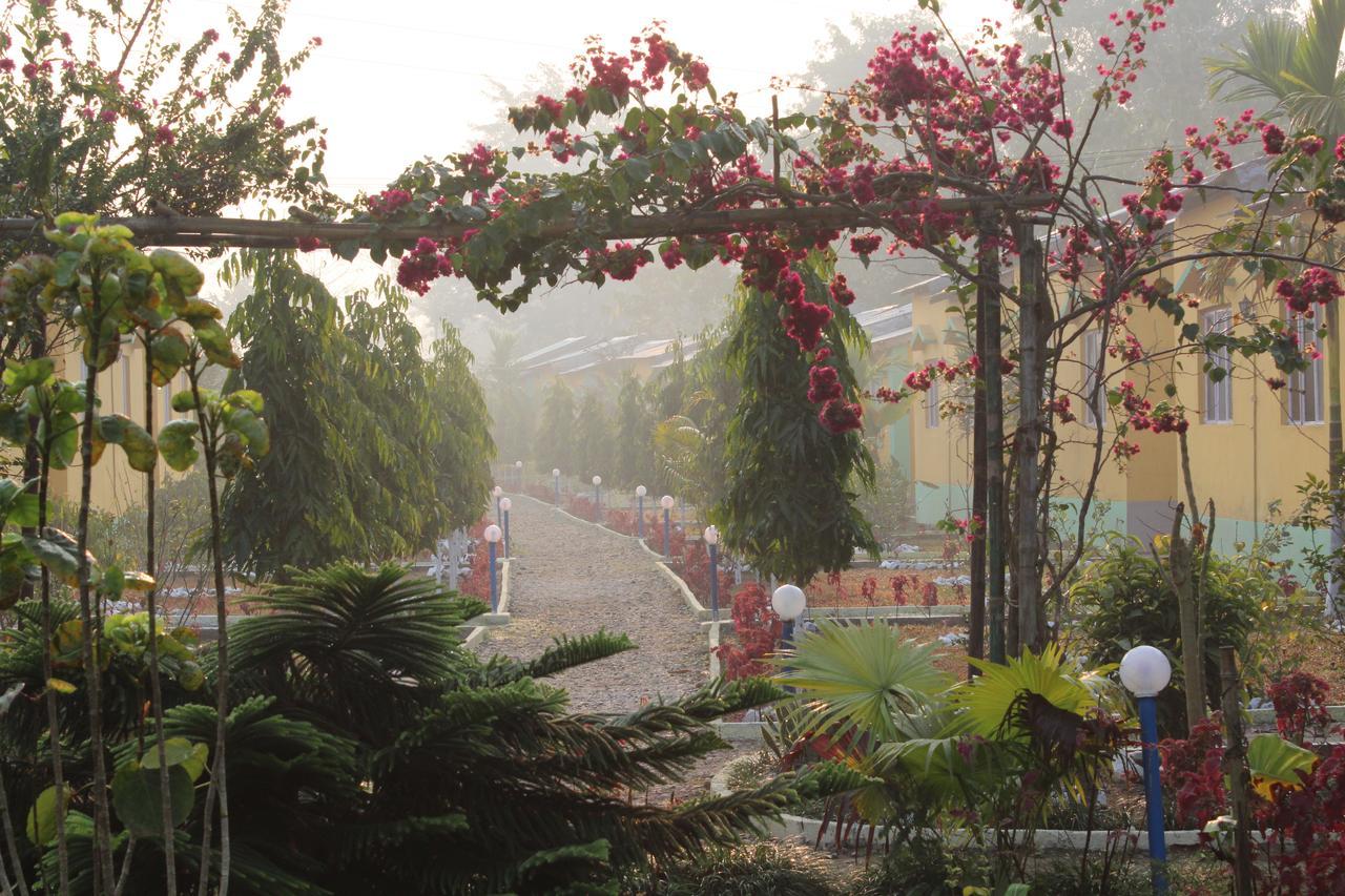 The Mystic Forest - A Tea Garden Resort At Dooars Madari Hat Exterior photo